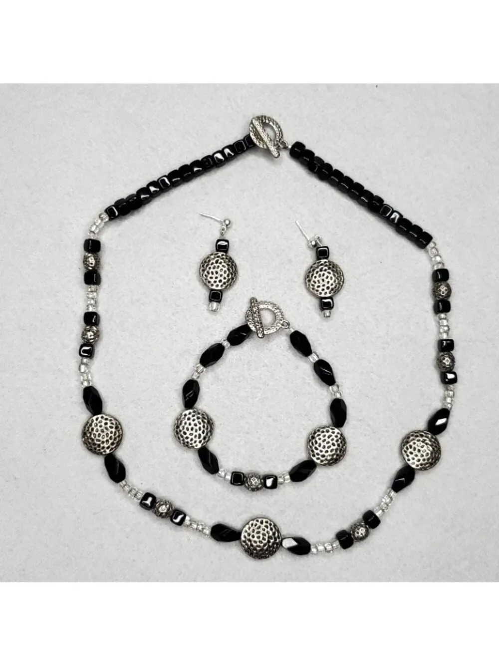 Beaded Necklace Bracelet Earring Set Black Silver Tone 20